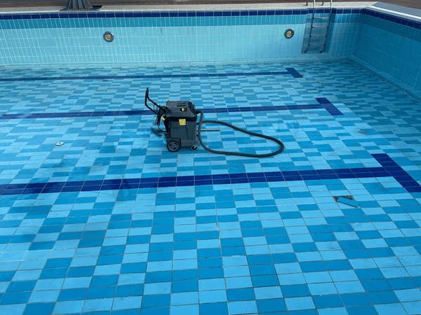 swimming pool cleaning services temple ga